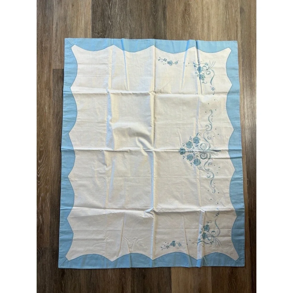 Vintage Floral Embroidered Tablecloth 42x34